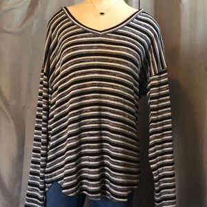 American Eagle multi colored long sleeve t-shirt